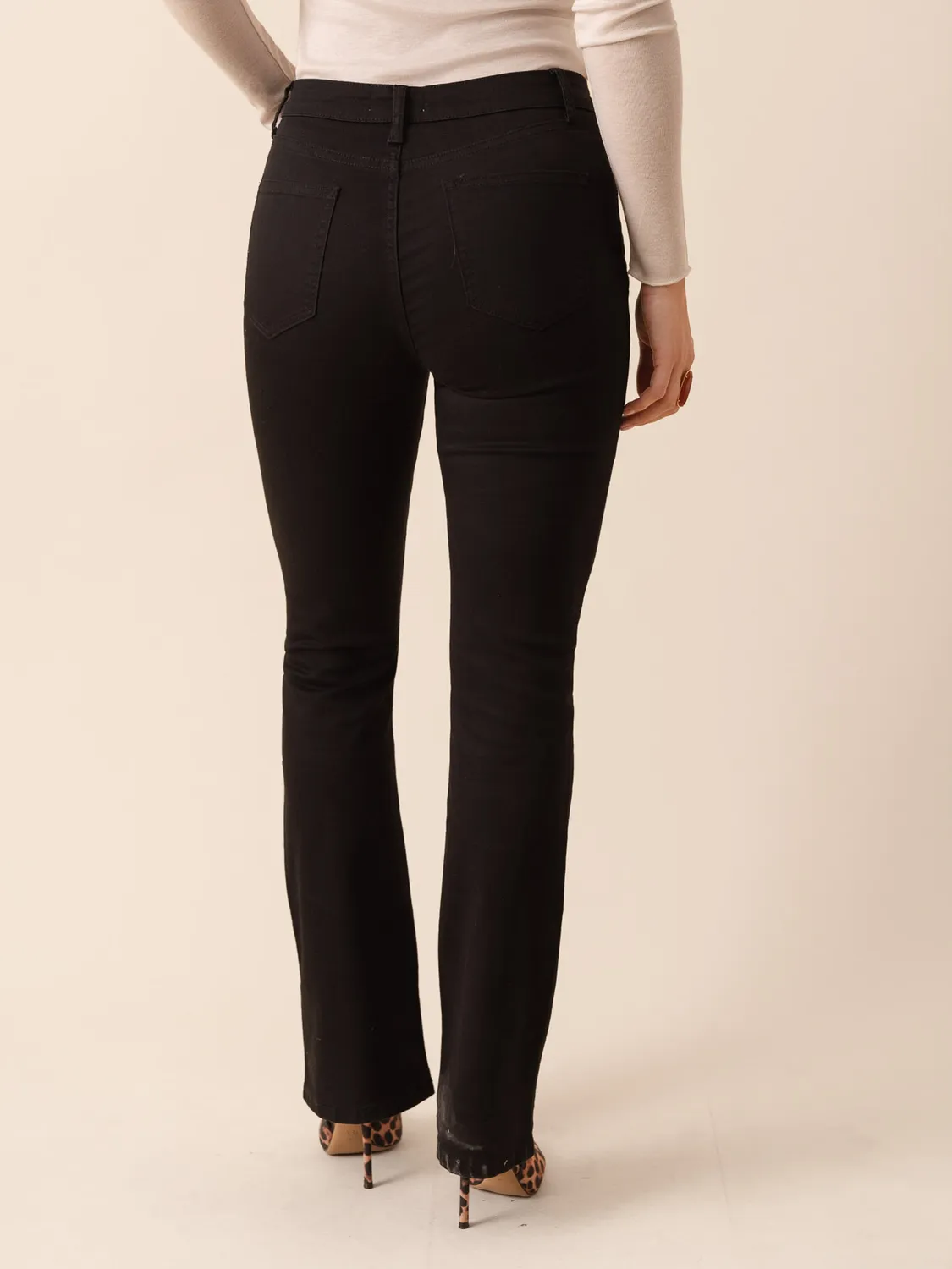 Oraije Bella jeans bootcut nero elegante