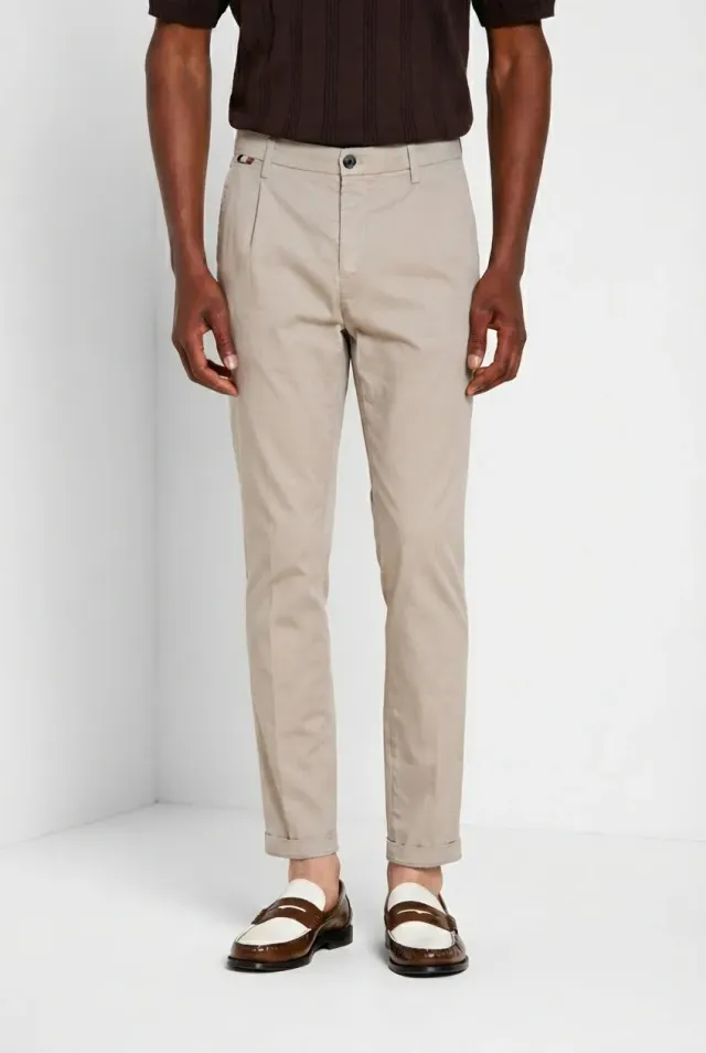 Mason's Osaka 1 Pinces chino grigio medio carrot fit