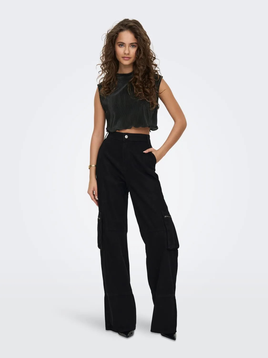 ONLY Onlnishe top cropped donna collo alto taglia M