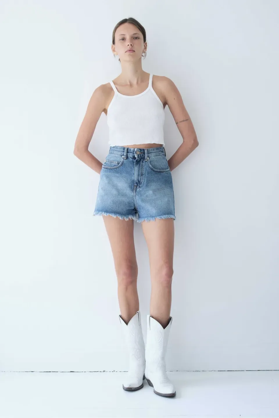 Acquaverde Linny shorts Worn sfrangiati 100% cotone