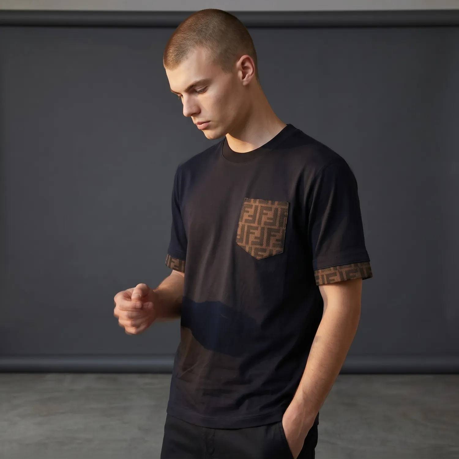 Never Say Never Fendi t-shirt personalizzata a mano tessuto