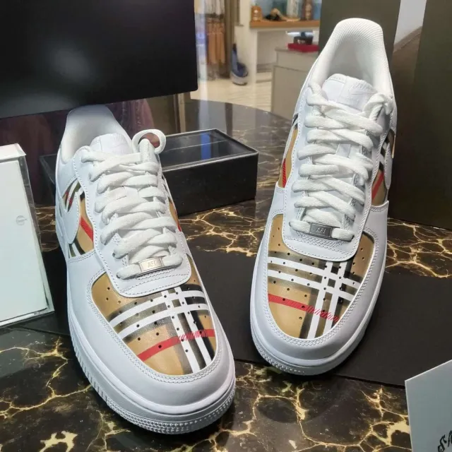 Never Say Never Air Force 1 Burberry Swoosh Bianco Sneakers Custom
