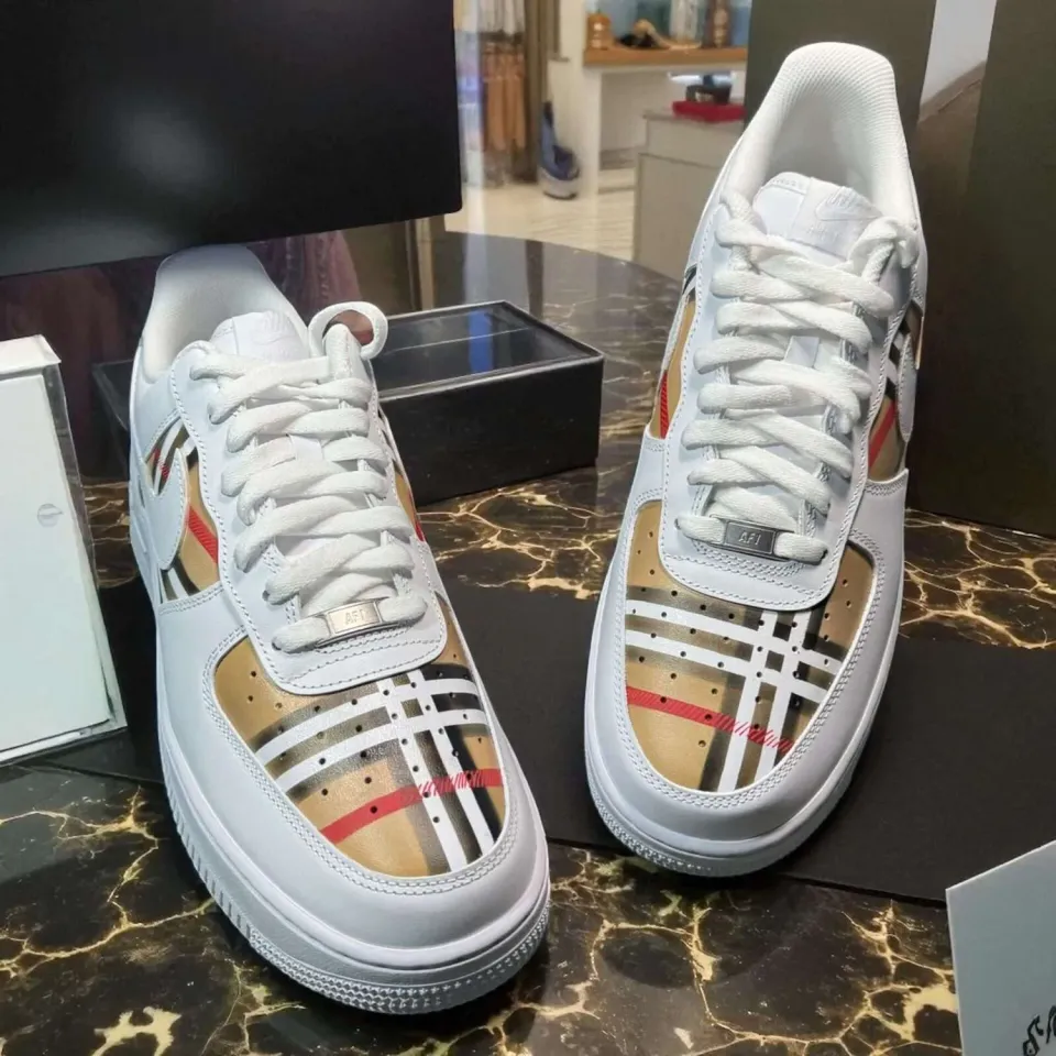 Never Say Never Air Force 1 Burberry Swoosh Bianco Sneakers Custom
