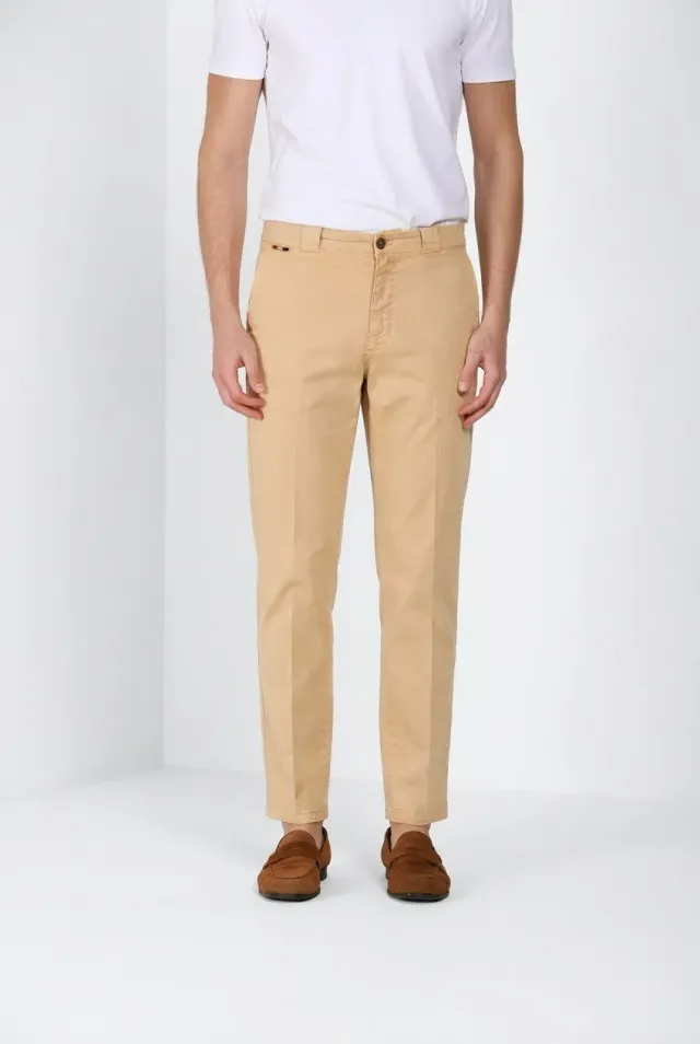 Mason's Madison M74 Chino Uomo Kaki Carrot Fit Stretch