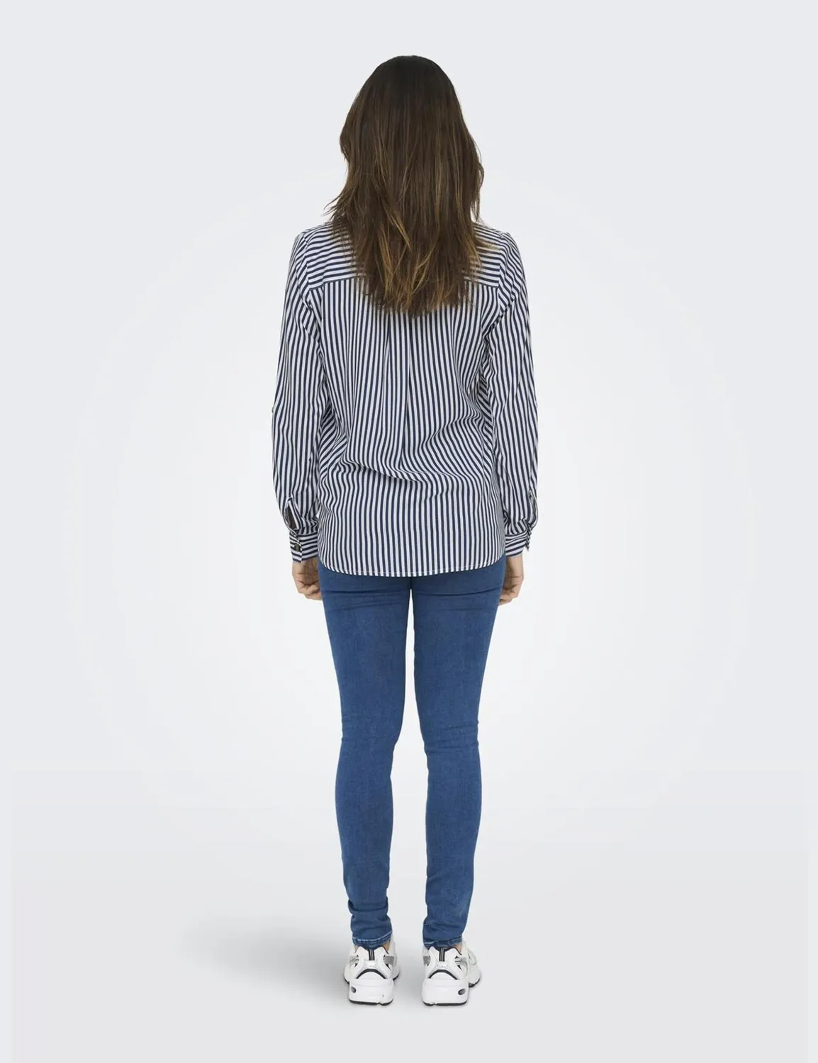 ONLY Shirt camicia manica arrotolata nera giro manica