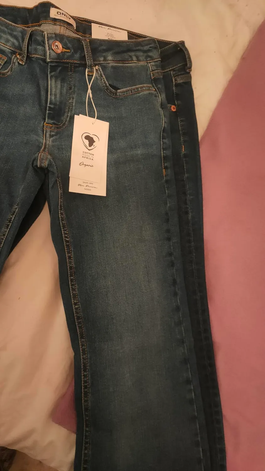ONLY Onlblush Vita Bassa Flared jeans M/32L svasati