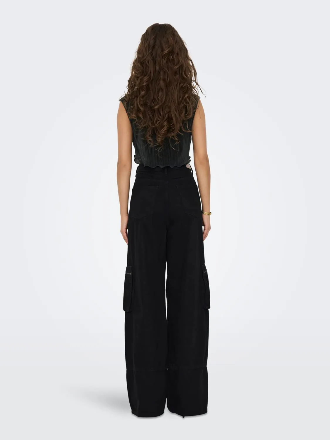 ONLY Onlnishe top cropped donna collo alto taglia M