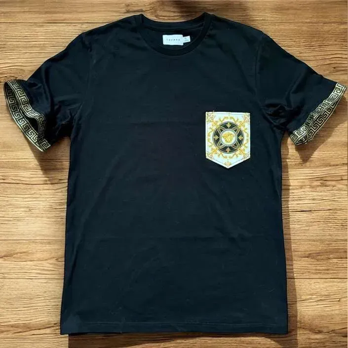 Never Say Never T-shirt Personalizzata Tessuto Versace dipinta a mano
