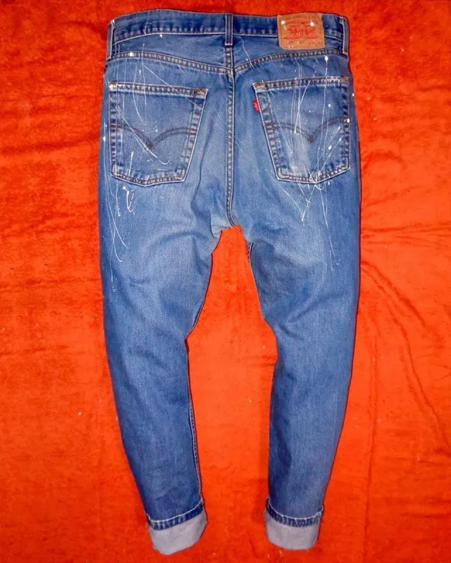 Never Say Never Levi's Vintage Jeans Medio Destroyed Vernice Bianca