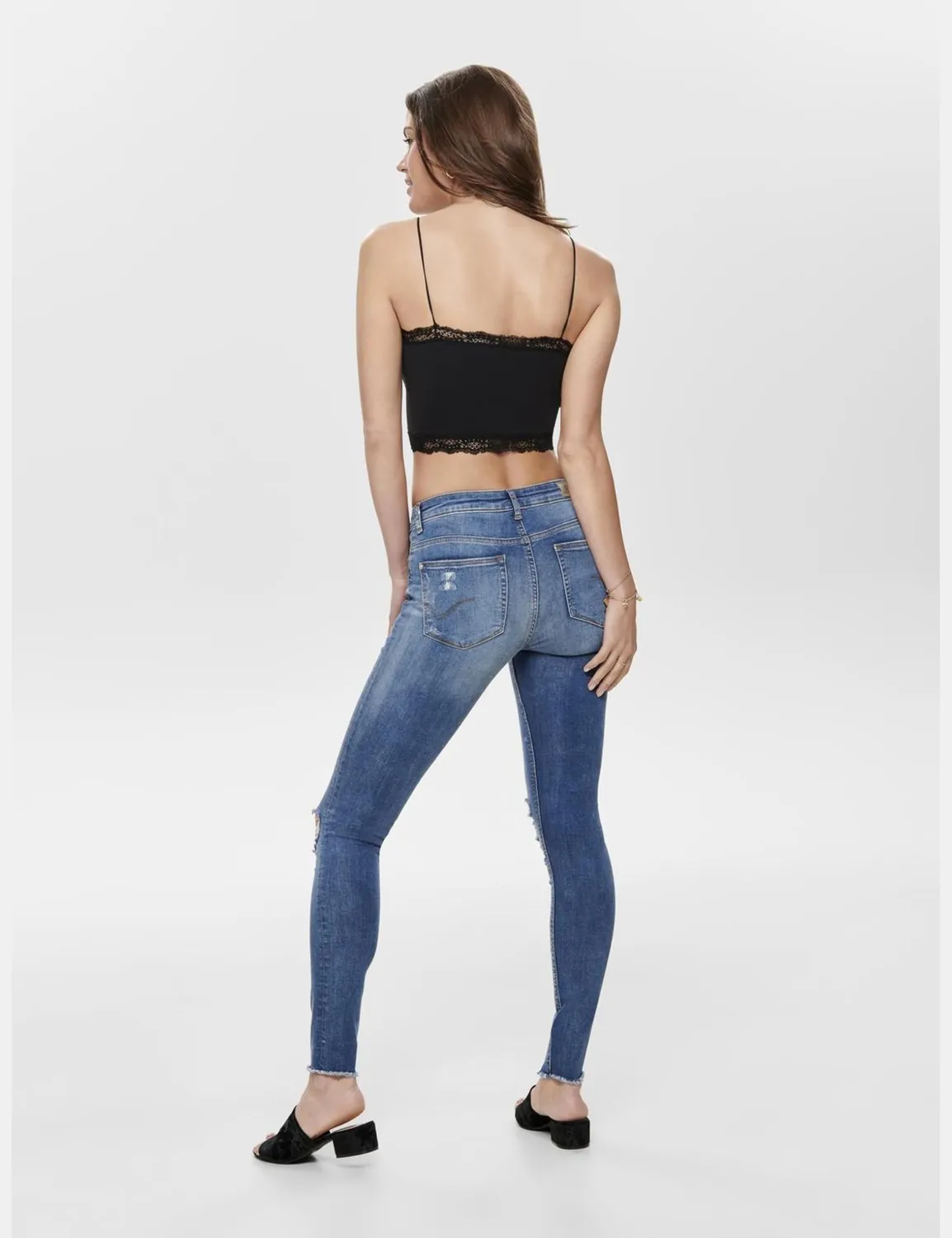 ONLY Onvicky top corto pizzo senza cuciture nero
