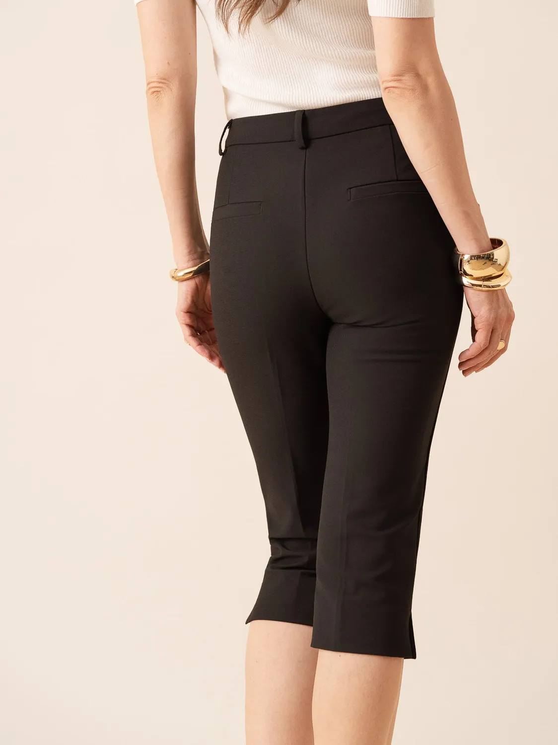 Oraije Capri pantacourt slim nero al ginocchio