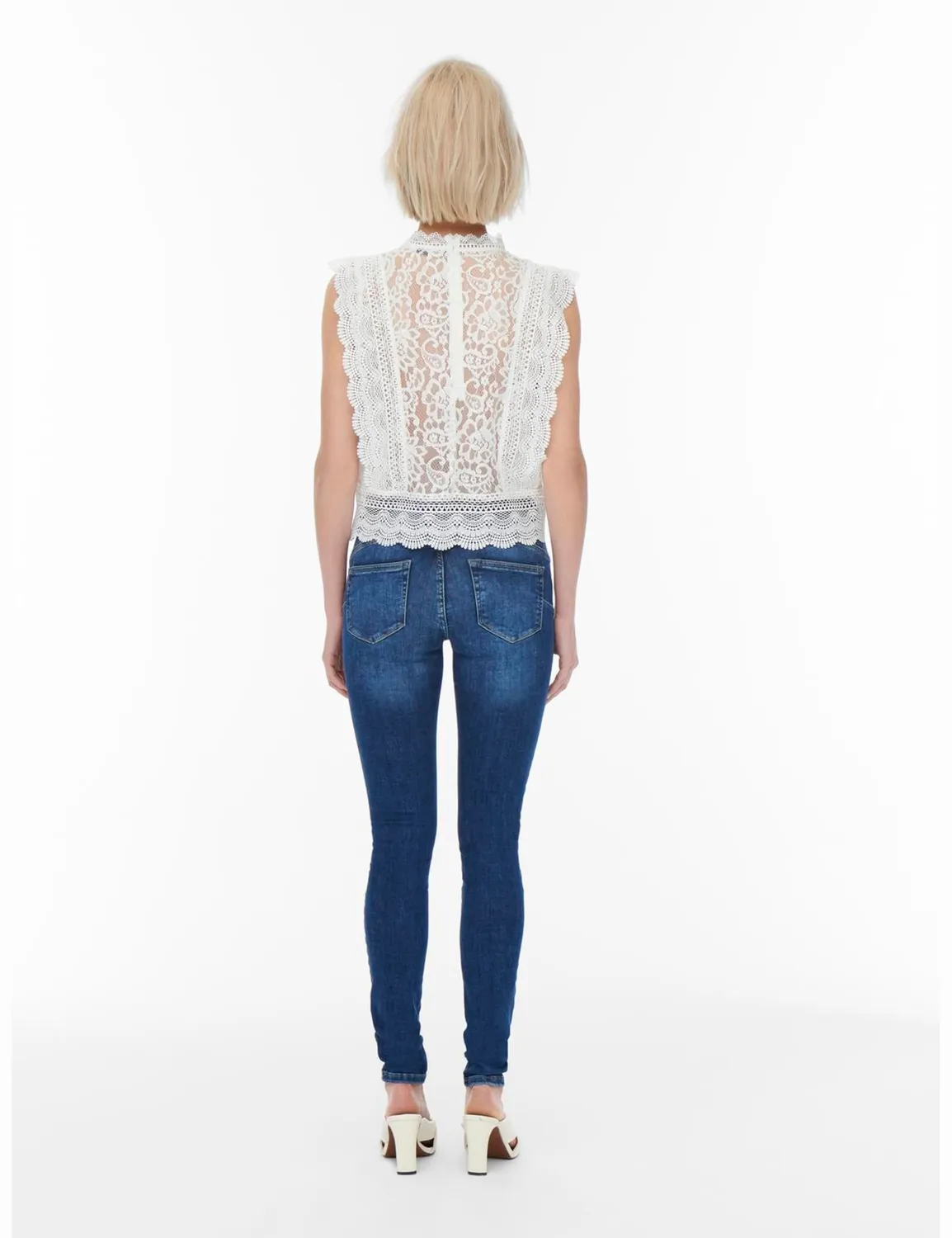 ONLY Onkaro top pizzo senza maniche taglia M