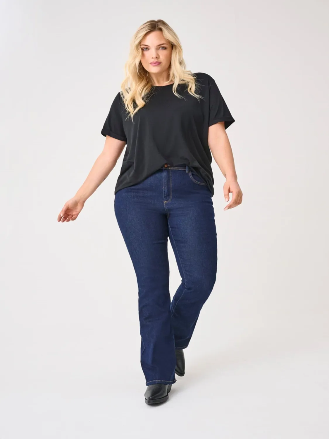ONLY Carsally HW Flared Bj370 jeans donna 50W/32L vita alta