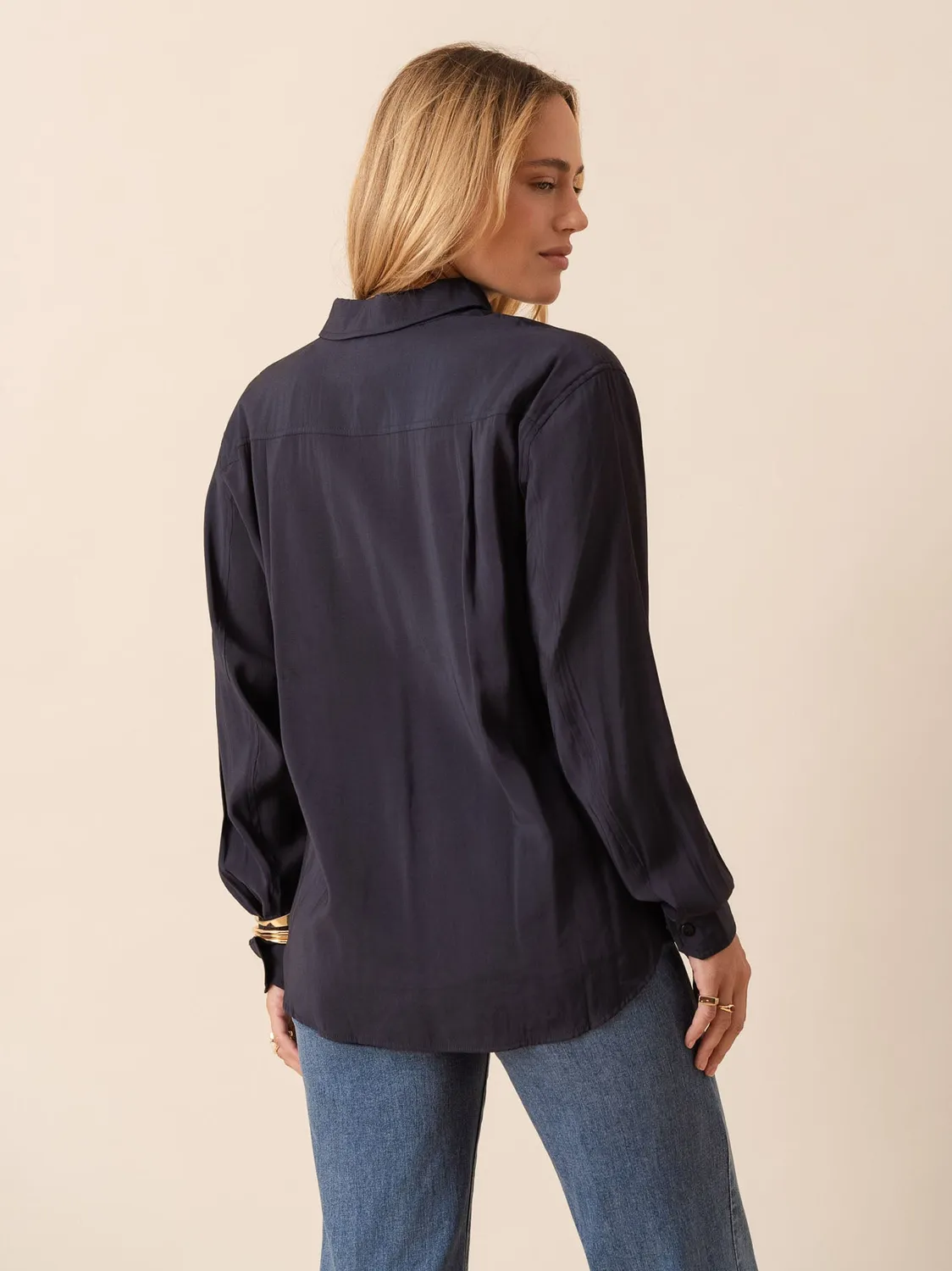 Oraije Orelis camicia marine leggera oversize