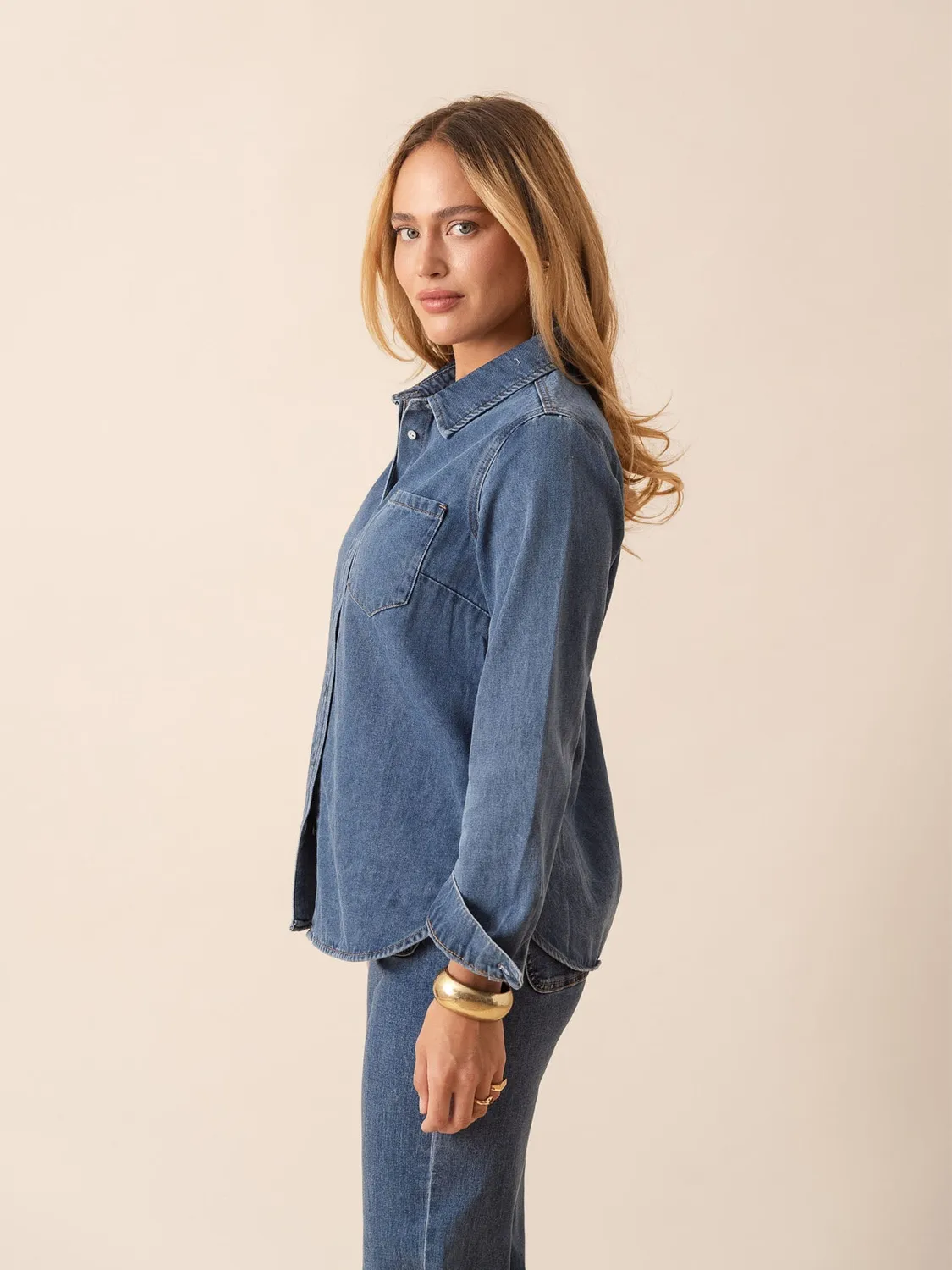 Oraije Celia camicia denim blu scuro oversize