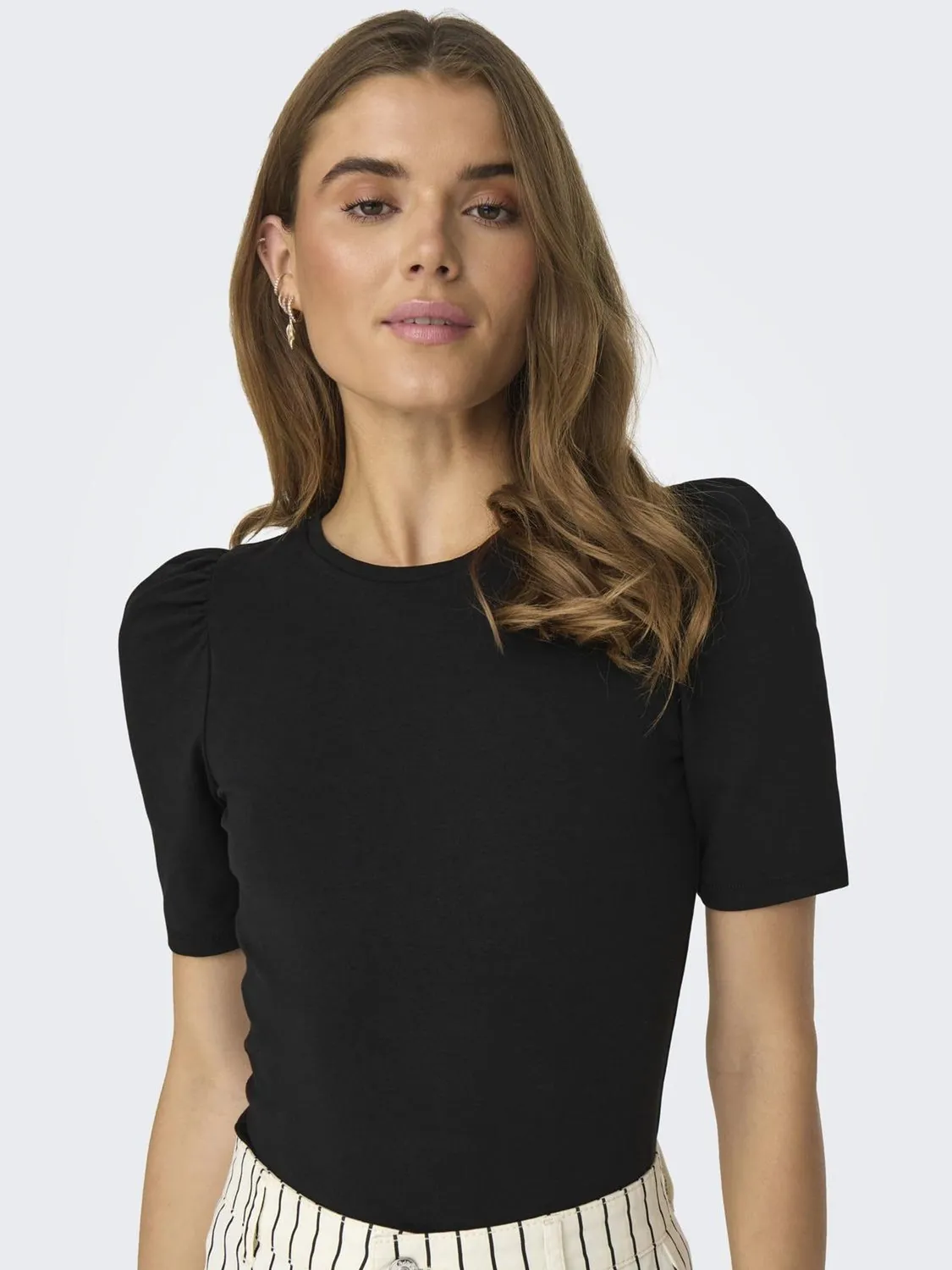 ONLY Onllive Love top puff nero donna