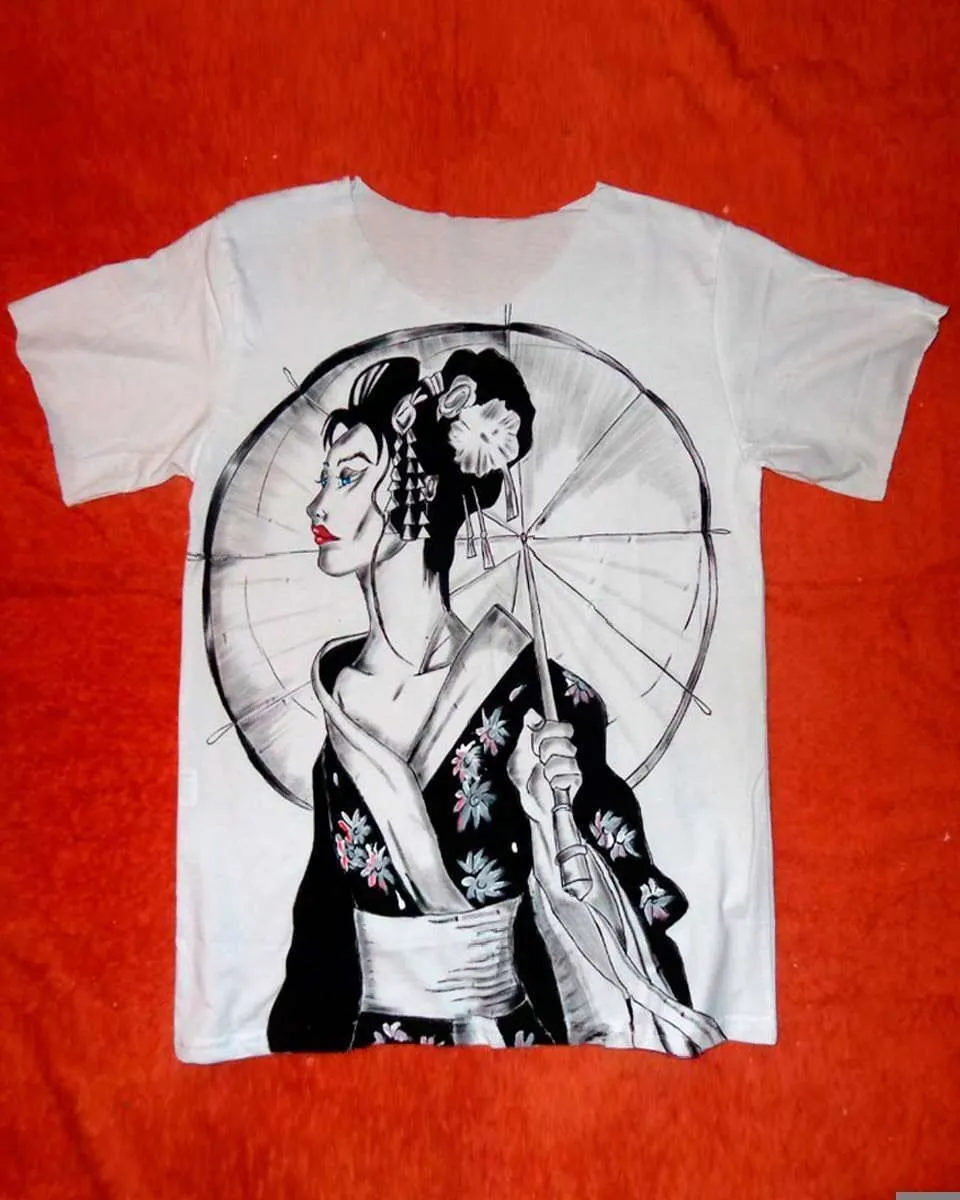 Never Say Never Geisha Ombrello t-shirt dipinta a mano