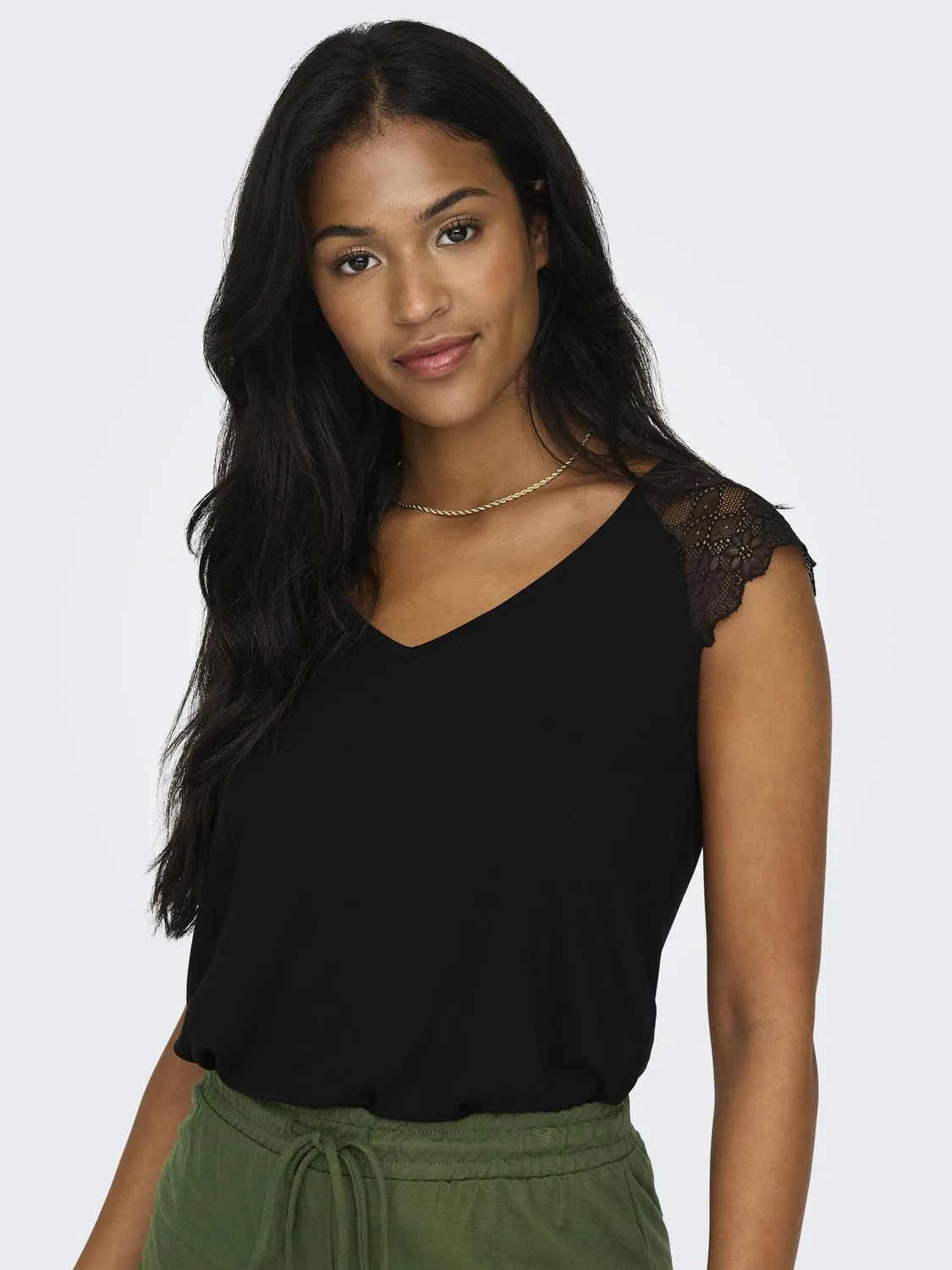 ONLY Onlpetra t-shirt donna manica corta misto pizzo nero