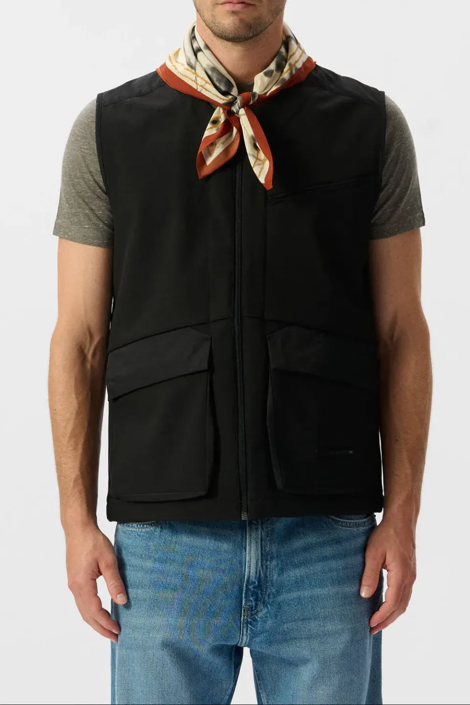 Teddy Smith B-Ester gilet smanicato nero con tasca petto