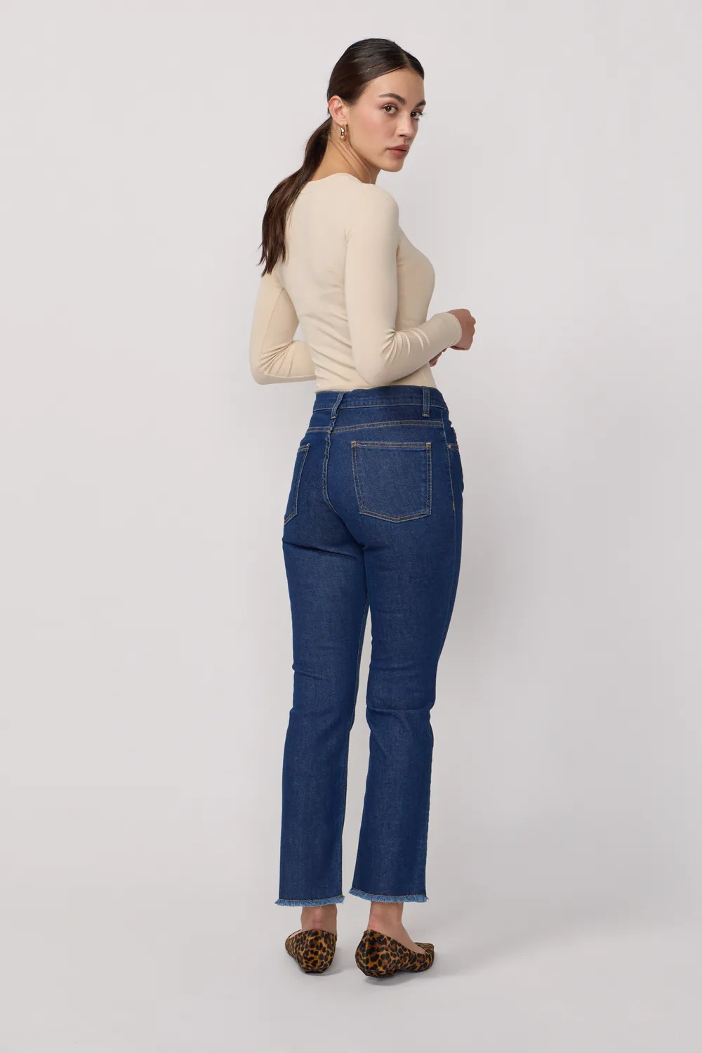 acquaverde Cara Brut Lavé jeans bootcut sfrangiati