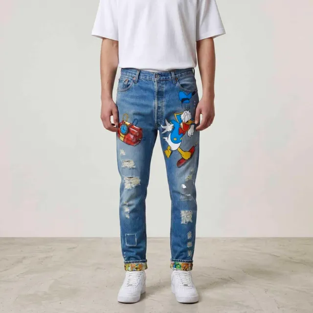 Never Say Never Levi's Vintage Paperino jeans dipinti fumetto