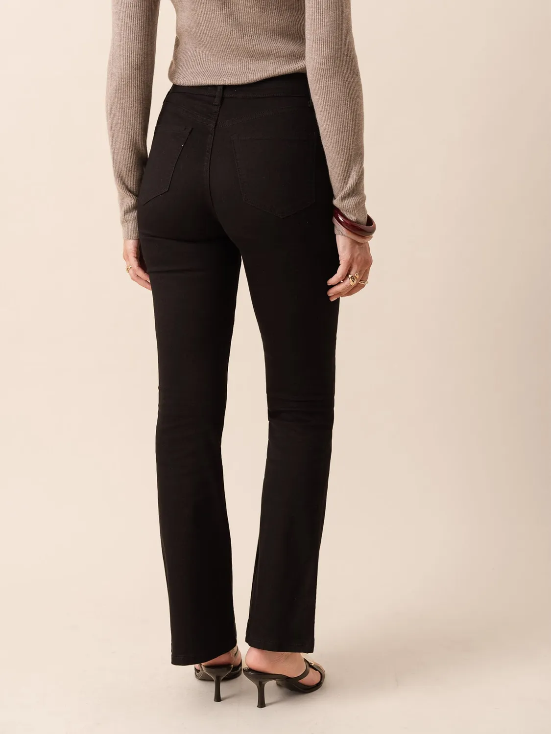 Oraije Emma jeans flare neri vita semi-alta
