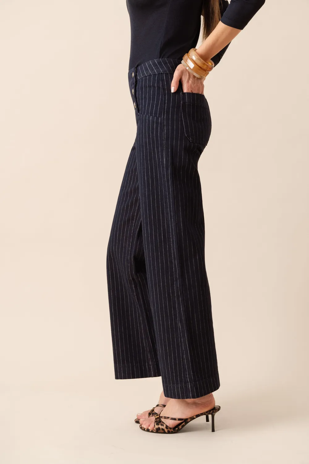 Oraije Victoire jeans wide bottoni rigato grezzo