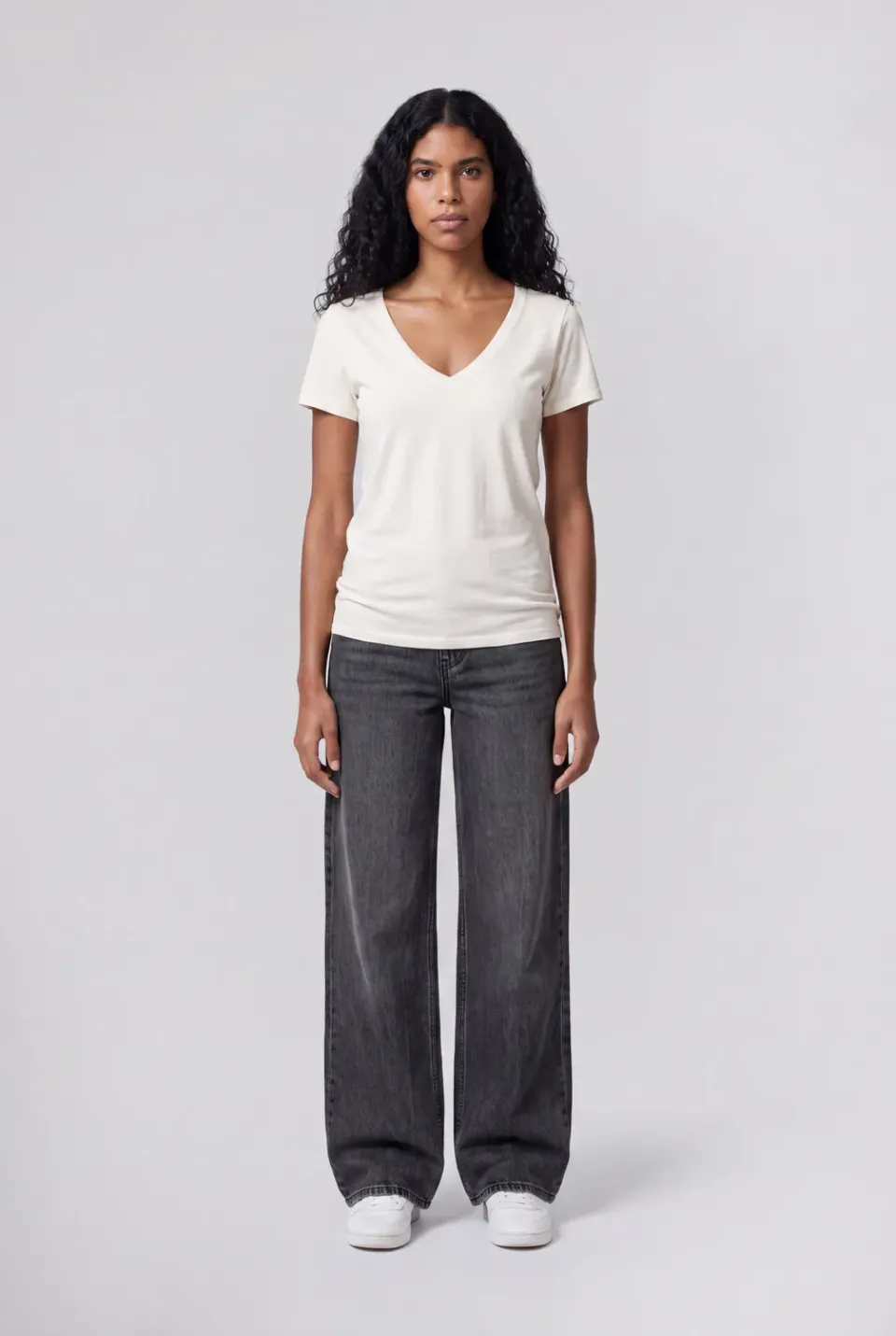 Teddy Smith T-Mia MC t-shirt bianco scollo a V