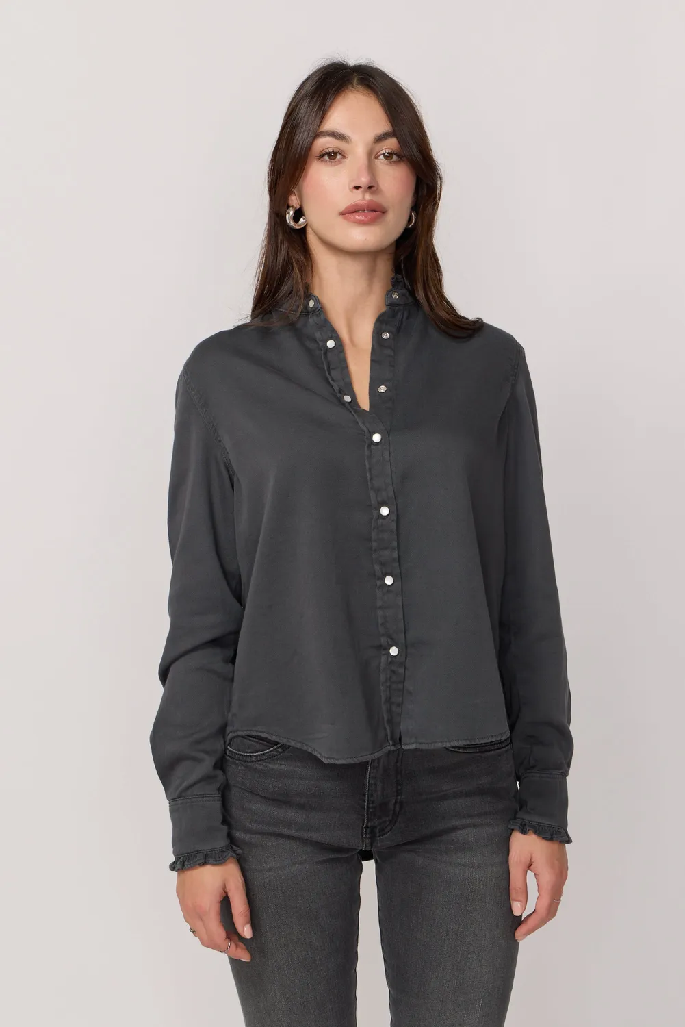 acquaverde Gaby camicia antracite collo volant