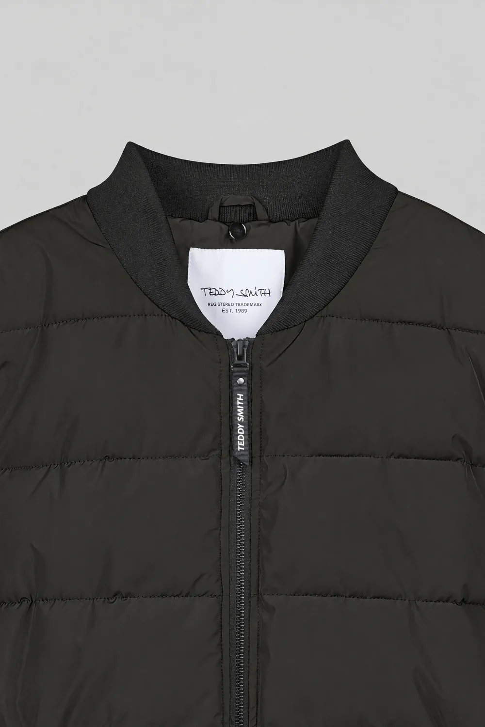 Teddy Smith B-East piumino con cappuccio nero impermeabile